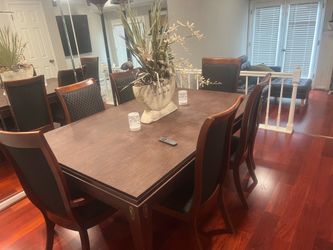 Dining room set