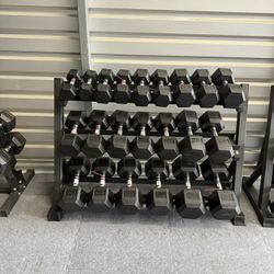 New pair of 10,15,20,25,30,35,40,45, 50,60,70lb rubber dumbbells with rack. New in box 📦 $980