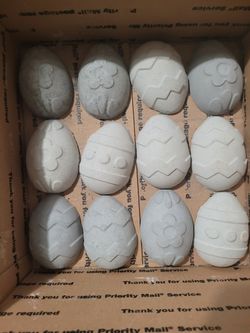 Concrete Easter Egg Decoration
