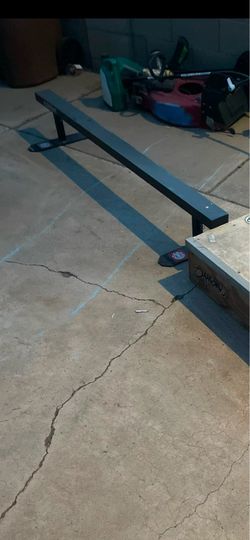 Skateboard rail