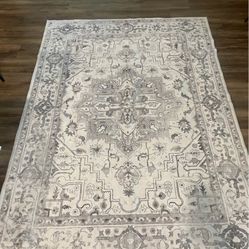 5x7 Area Rug, New