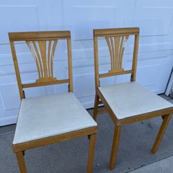 Vintage Leg-O-Matic Folding Chairs – Set of 2 (Wood Repair Needed)