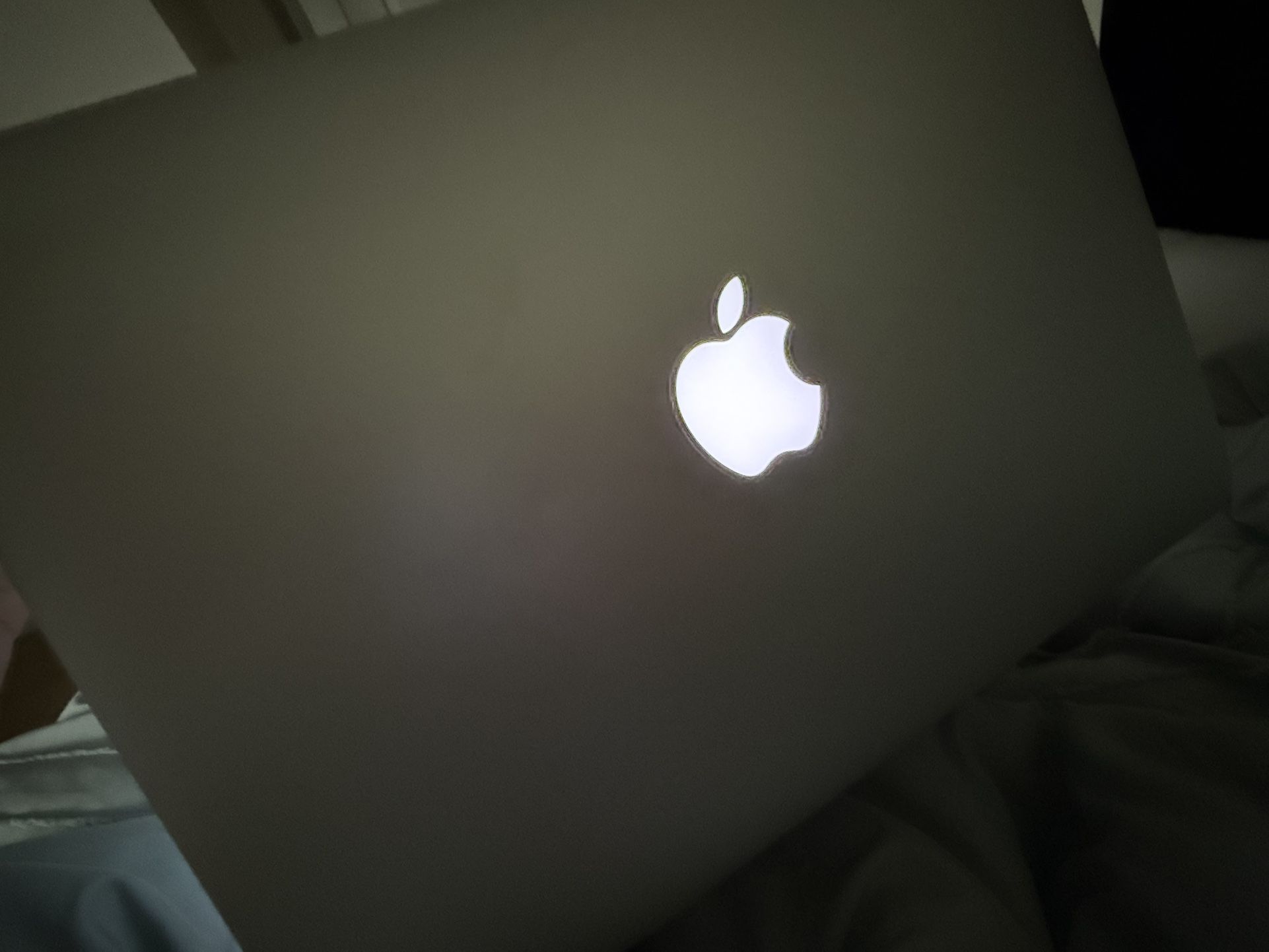 MacBook