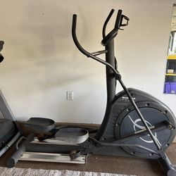 Free- Come Get It Today- Nordic Track elite 1300 Elliptical