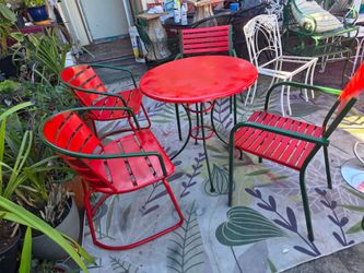 Vintage Mixed Patio Set – Emu Aluminum Chairs, Tulip Chairs & Cast Iron Table