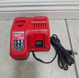 M12/18 rapid charger