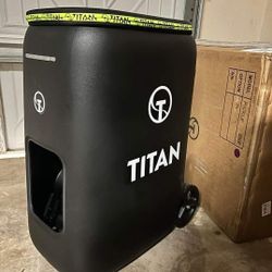 Titan One Ball Machine