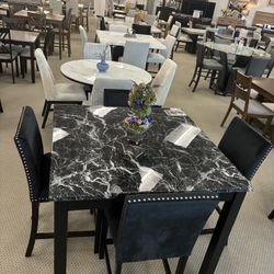 5pc Dining Room Table Set 