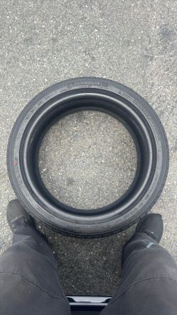 Michelin 235/40R19