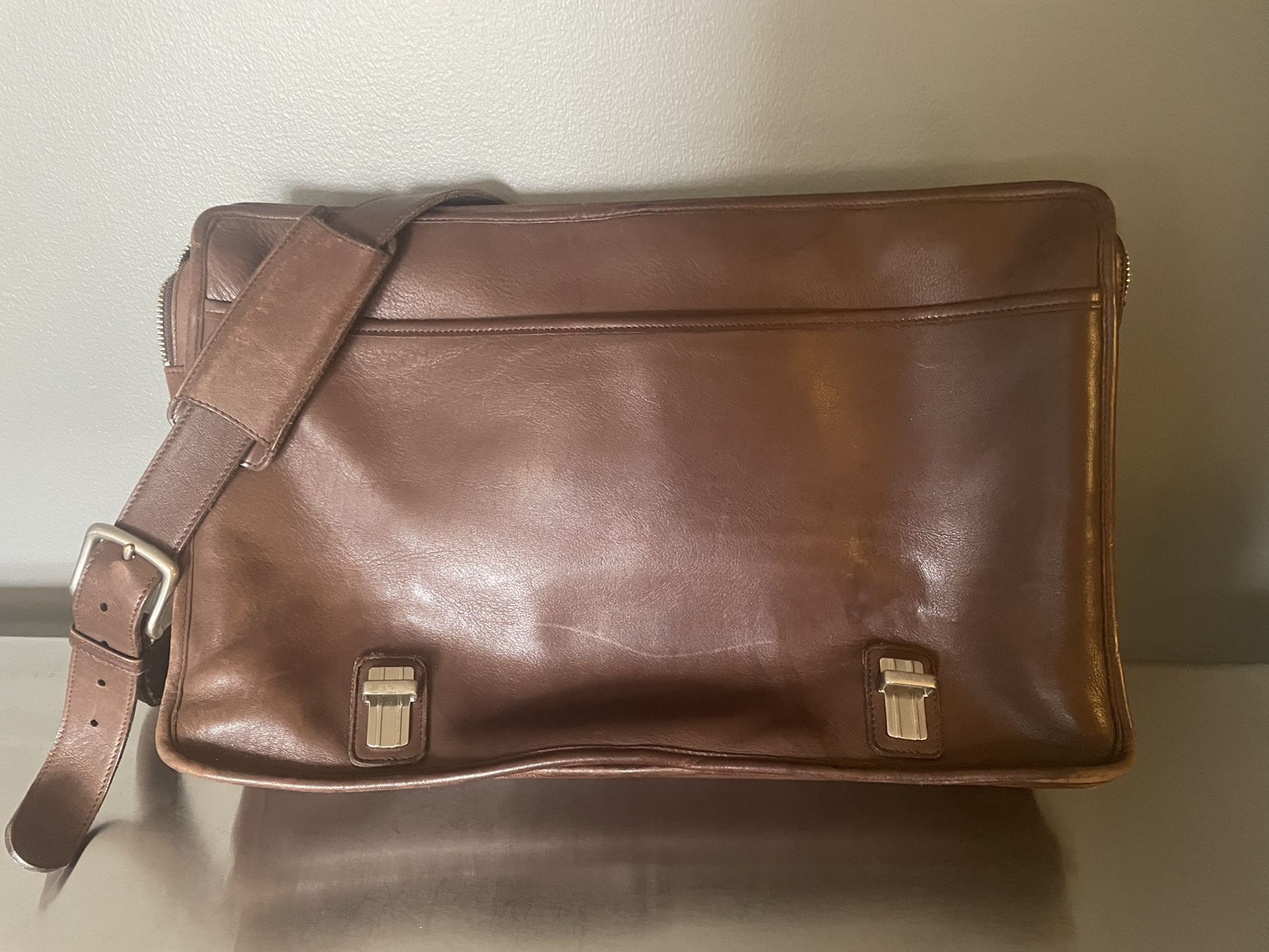 Coach Leather Computer/Briefcase/Shoulder Bag