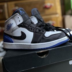 Jordan 1 Mid Se 