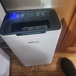 Dehumidifier 25 Pint.Super Quiet