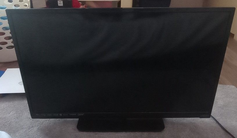 32" Vizio E320i-A0 LED Smart HDTV