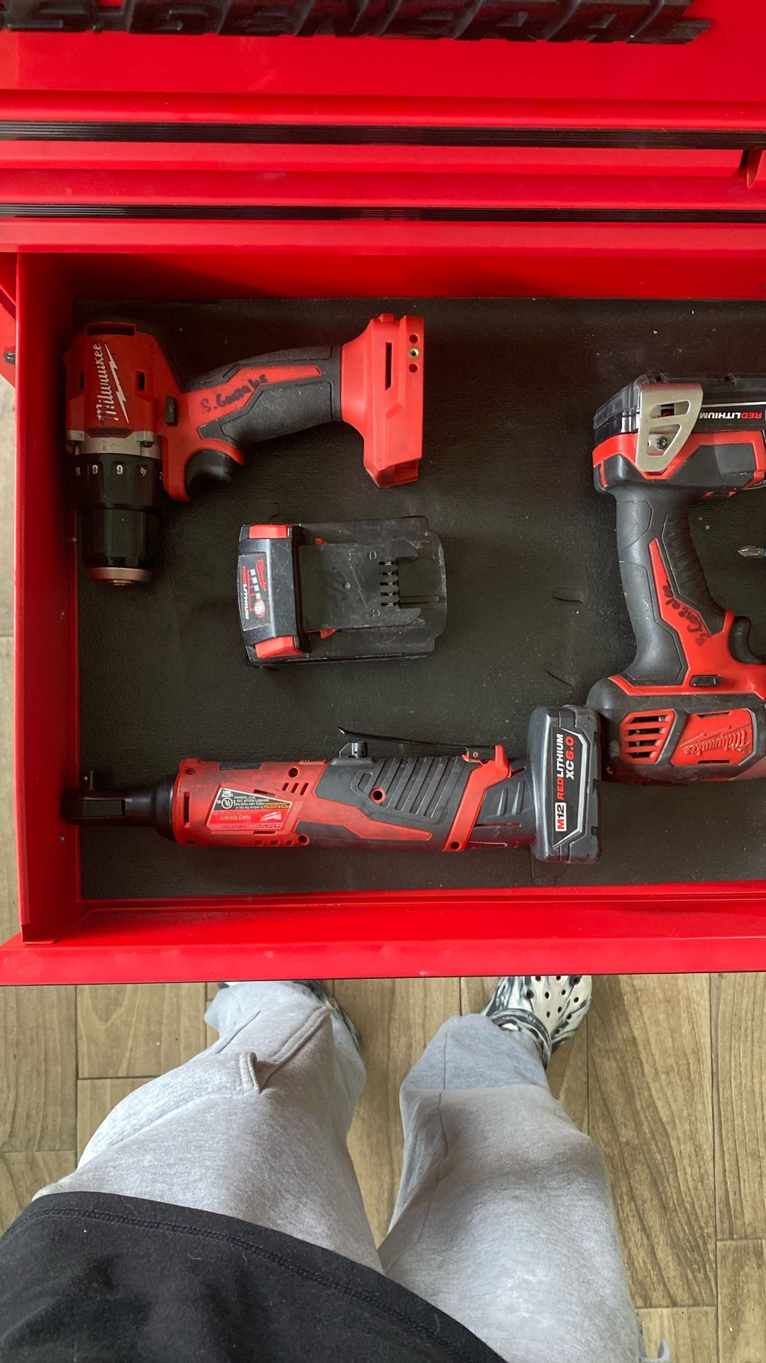 Milwaukee Power Tools