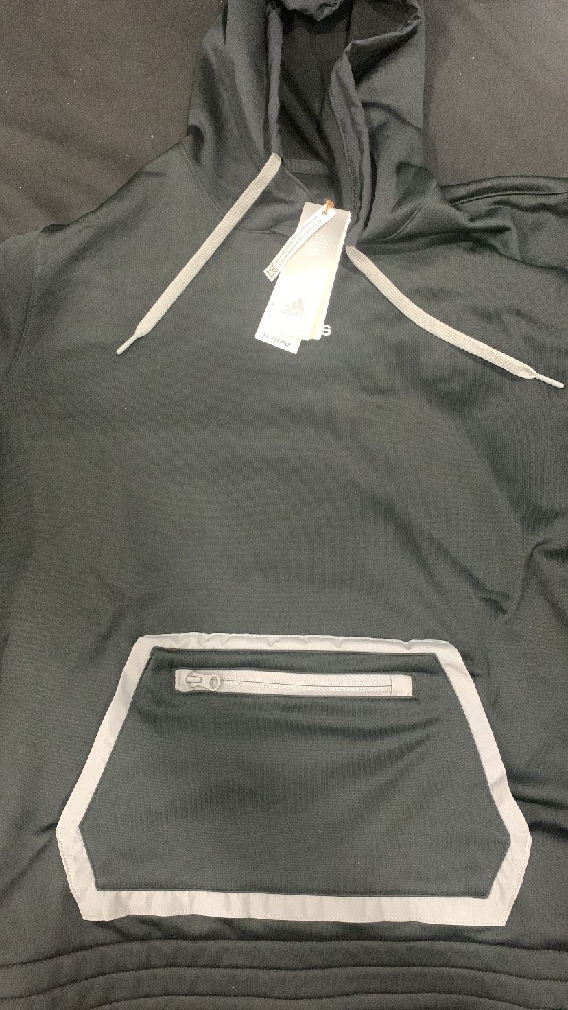 BRAND NEW ADIDAS MENS HOODIE MEDIUM FOR SALE!!
