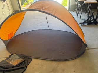 Pop-Up Beach Tent Sun Shelter