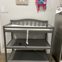 Child Craft Arch Top Baby Changing Table