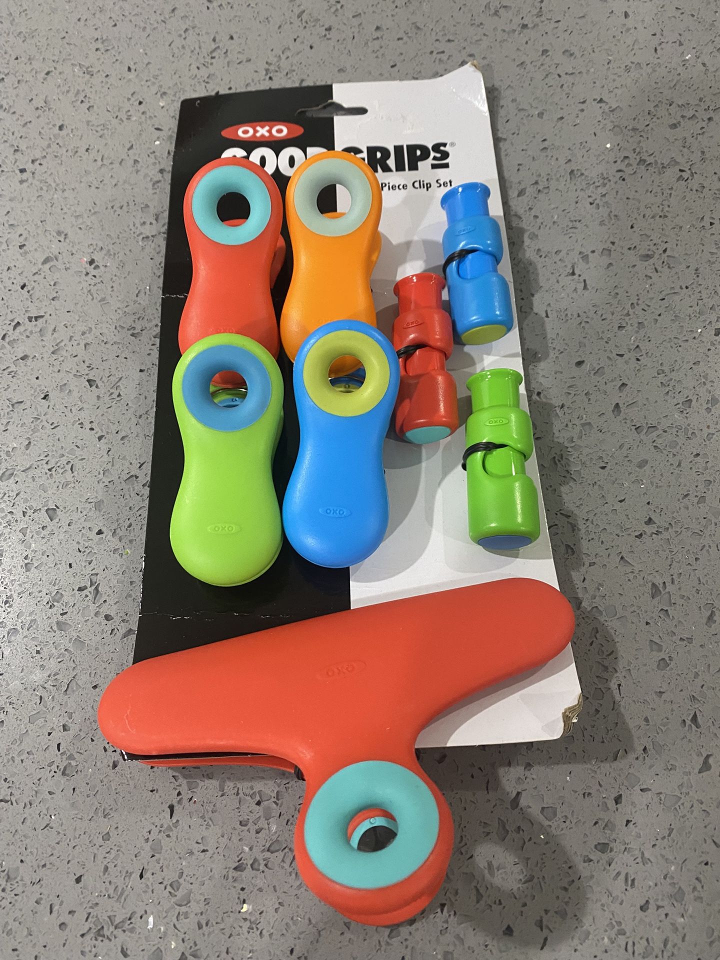 OXO 8 Piece Clip Set