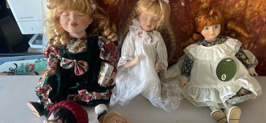 Lot of Porcelain Collector Dolls