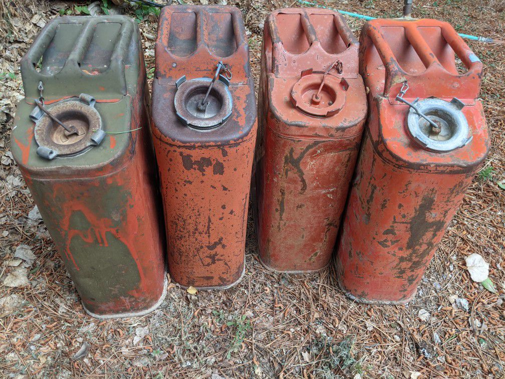 4 Vintage - Jerry Metal Gas Cans 