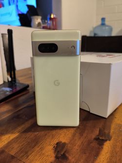 Google Pixel 7 factory unlocked perfect shape