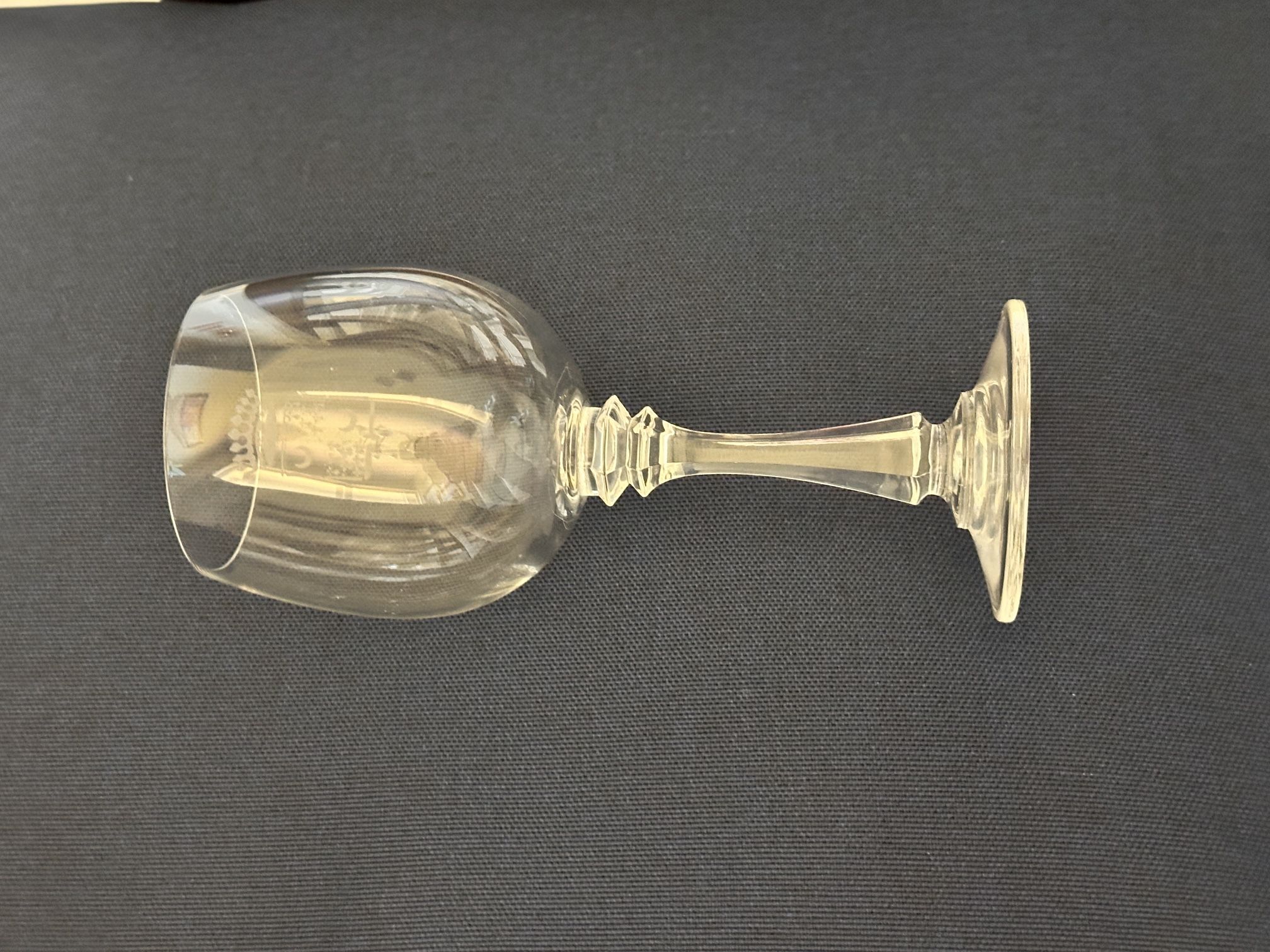 Crystal Wine Glass, Like New, 8 Pcs / Set