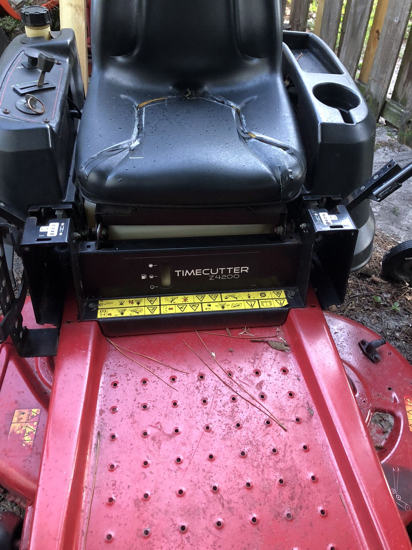Toro Time Cutter Z4200 Zero Turn Riding Mower