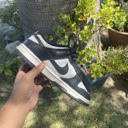 Nike Low Panda Dunks 