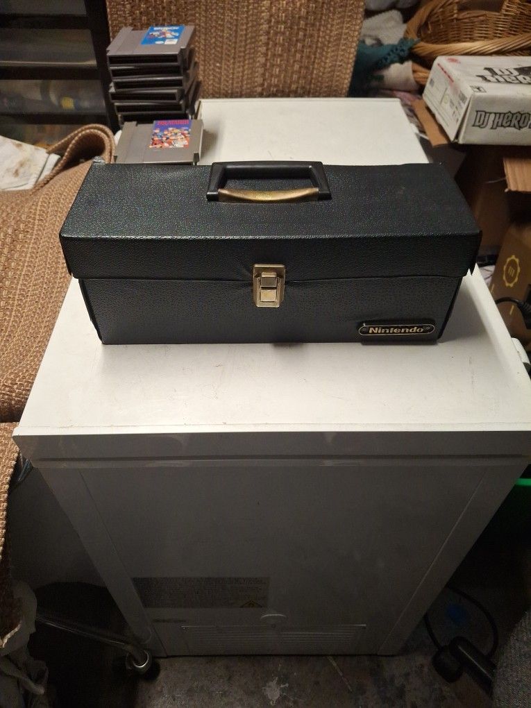 Nintendo Game Case