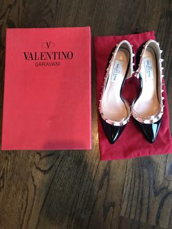Valentino rockstud low heel pump