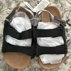 Size 8 toddler new sandals