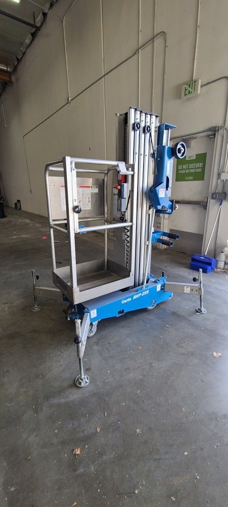 Scissor Lift