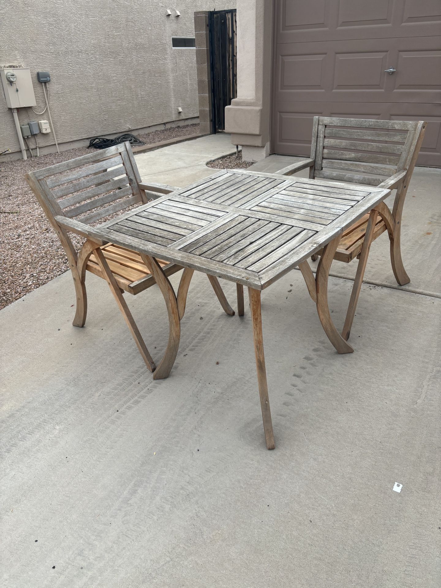 Outdoor Table And Chairs