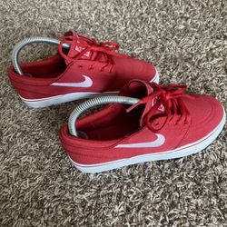 Nike SB Stefan Janoski –Size 5.5 Grade school 
