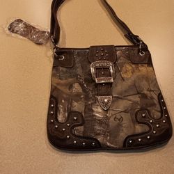 New Realtree Camo Purse