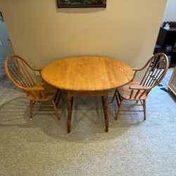 Table & Chairs