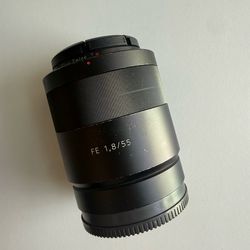 Sony - Sonnar T FE 55mm f/1.8 ZA Lens