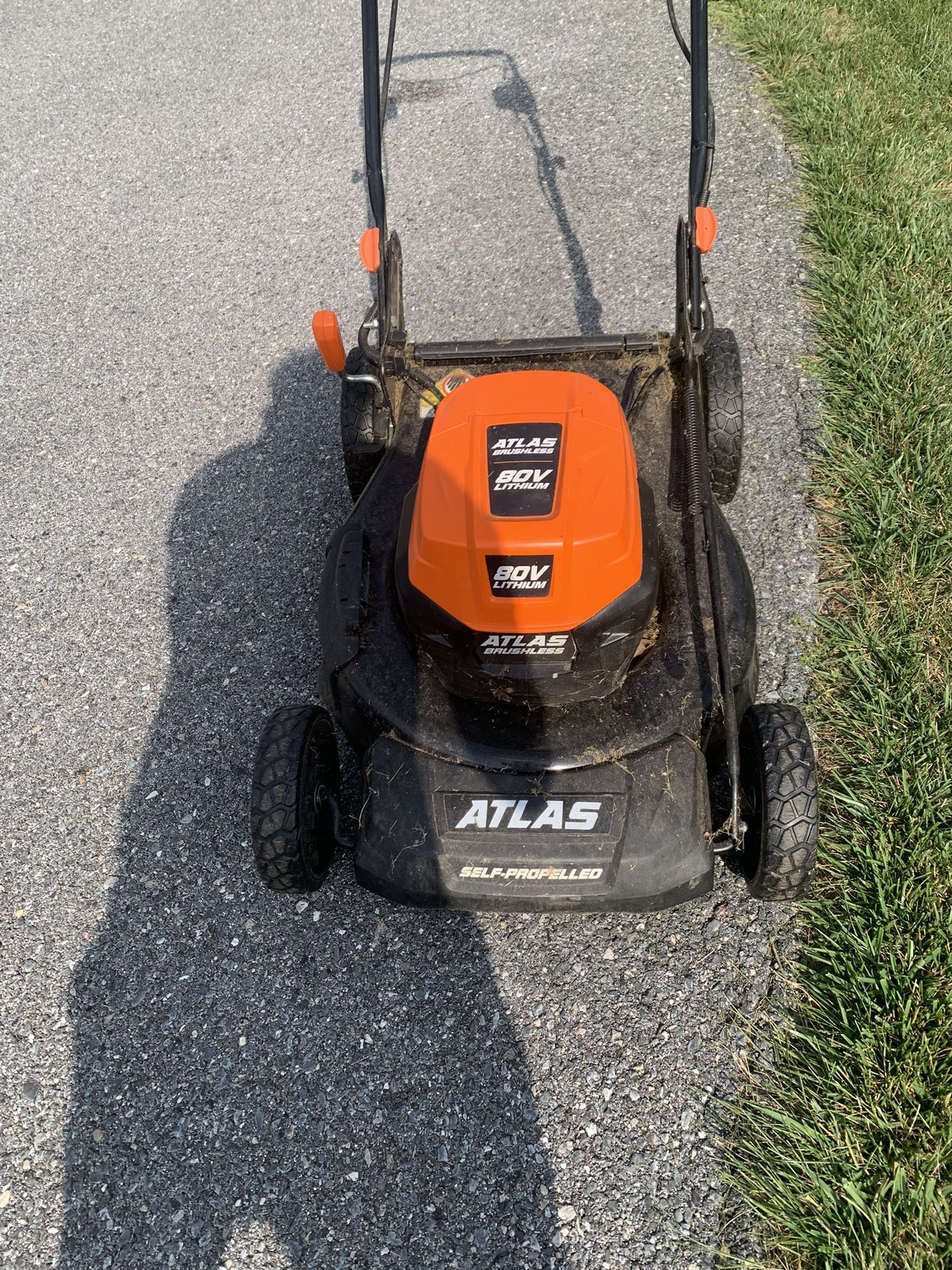 HF Atlas Brushless Self Propelled / 3 Batteries