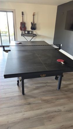 Stiga Black Ping Pong Table with Net