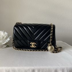 Chanel Chevron Pearl Crush Bag ONLY $350!!