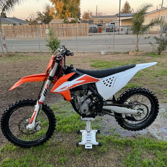 2020 KTM SF-X