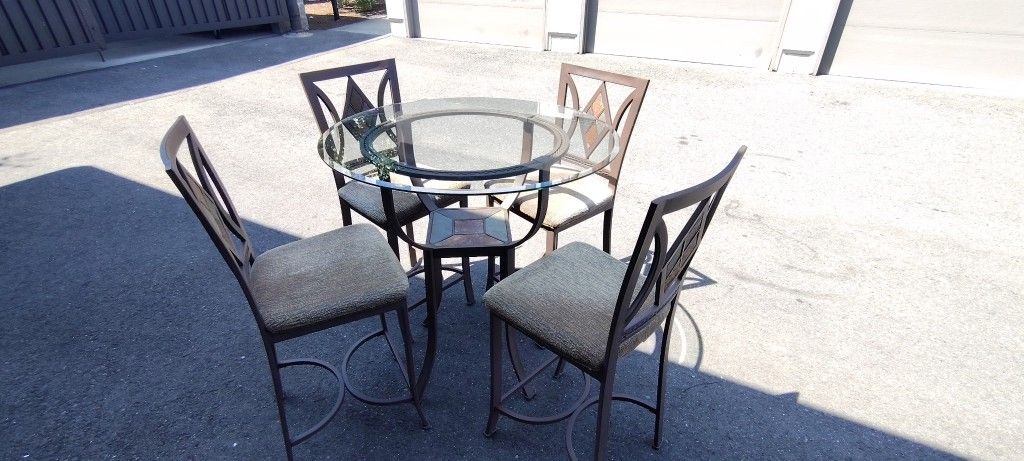 Dining Table And Chair Set