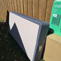 Twin Box Spring (Frame Included)