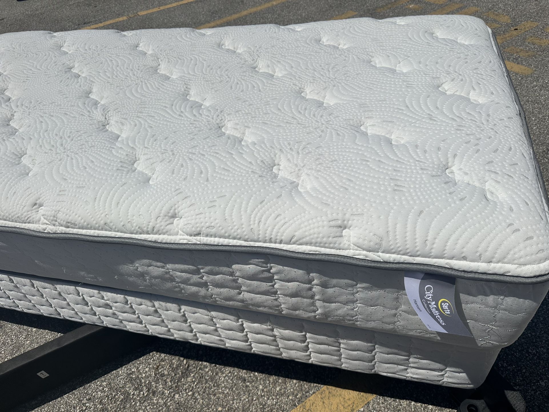 Twin Size Mattress And Box Spring 