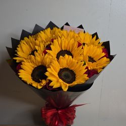 Sunflowers And Roses Bouquet 
