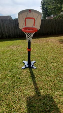 Preschool basketball goal