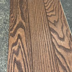 274.3 Square Feet 3 1/4 Inch Prefinished Solid Red Oak Hardwood Flooring