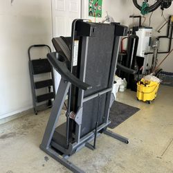 FREE TREADMILL 