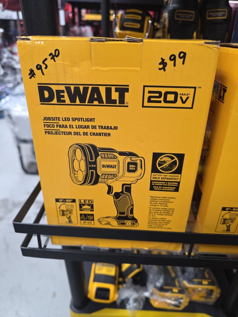 Dewalt Jobsite Led Spotlight