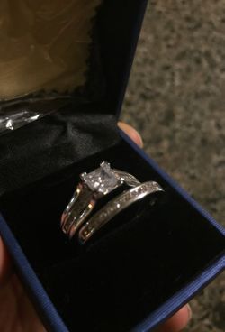 Wedding 👰 ring 18k white gold over solid silver